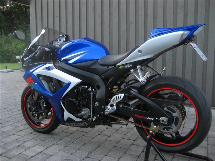 Suzuki Gsx-R 750 K7 "Hot bodies" billede 7