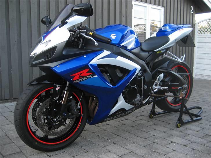Suzuki Gsx-R 750 K7 "Hot bodies" billede 9
