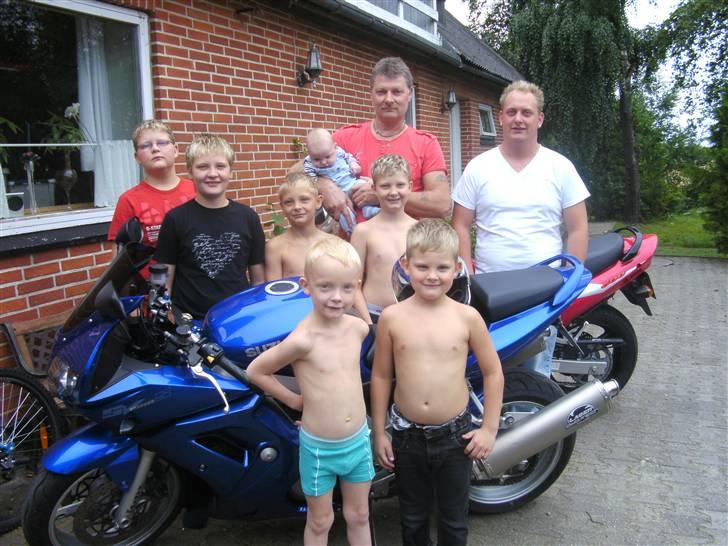 Suzuki SV1000S - Her er jeg så lige selv, med mine drenge. billede 14