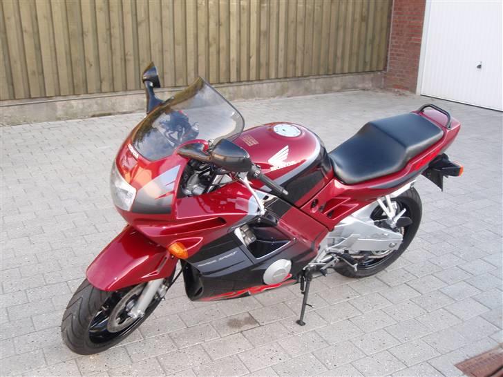Honda CBR 600F billede 2