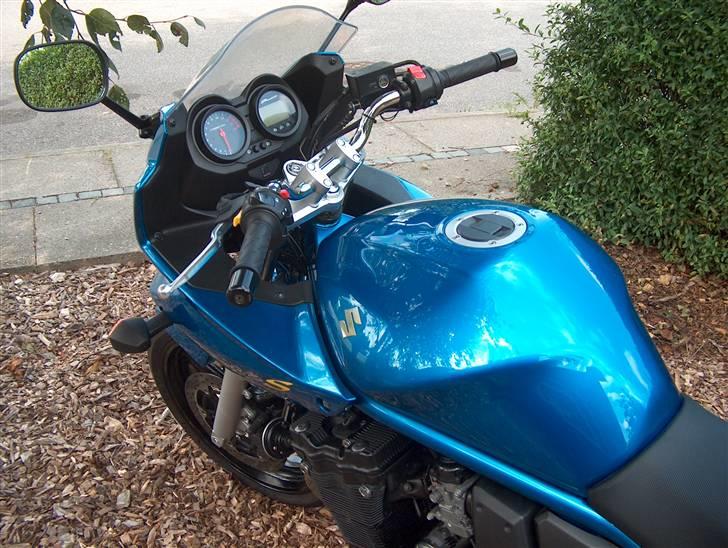 Suzuki gsf 650 billede 8