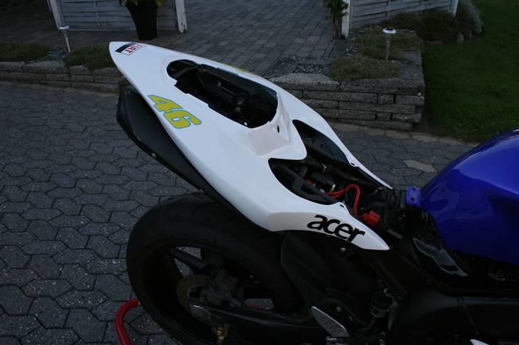 Yamaha R1 FIAT Replica billede 5