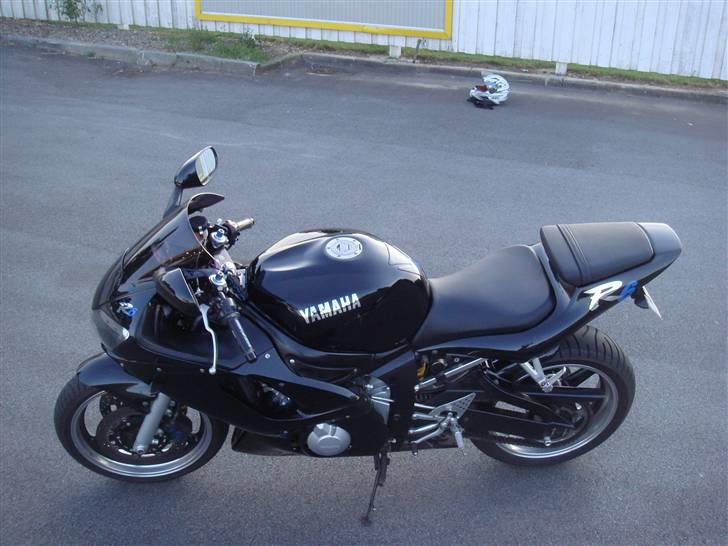 Yamaha YZF R6 billede 8