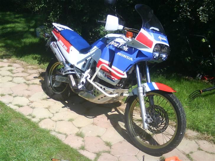 Honda XRV 650 AT - Solgt - - Taget med mobil så, bær over. Mit spejlrefleks er lånt ud billede 1