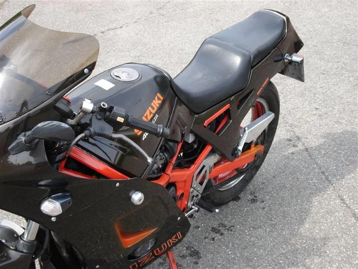 Suzuki GSX 400x "TILSALG" billede 5