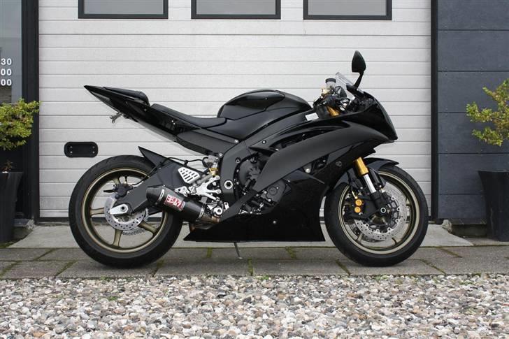 Yamaha R6 "BLACK/GOLD" billede 1