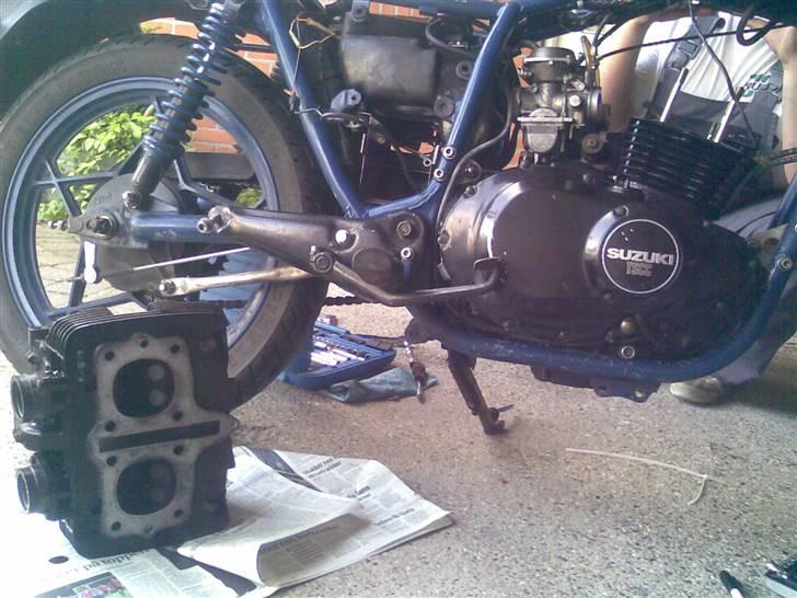 Suzuki GSX 400E - Solgt billede 5