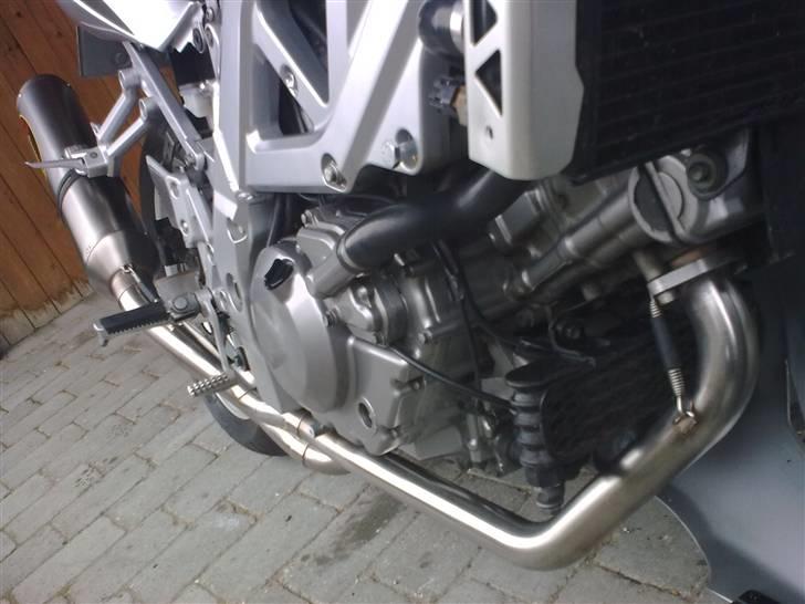 Suzuki Sv650s (TOTALSKADET) - Synes selv resultatet er ok.  billede 9