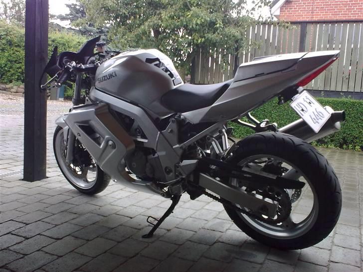 Suzuki Sv650s (TOTALSKADET) billede 10