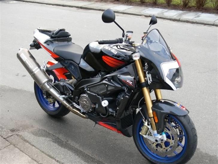 Aprilia Tuono 1000 R Factory billede 1