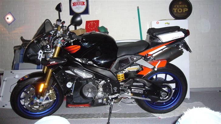Aprilia Tuono 1000 R Factory billede 2