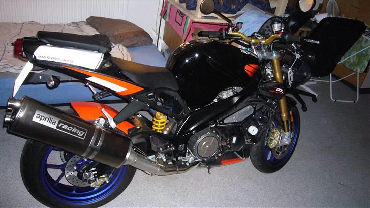 Aprilia Tuono 1000 R Factory billede 6