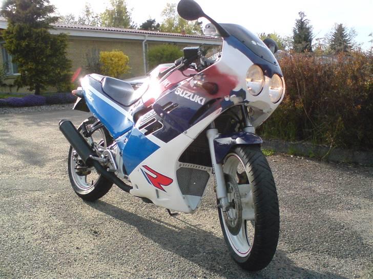 Suzuki Gsx-R 250 ccm (Solgt) billede 1