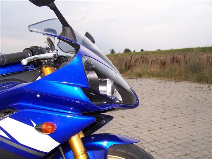 Yamaha yzf r1 billede 5