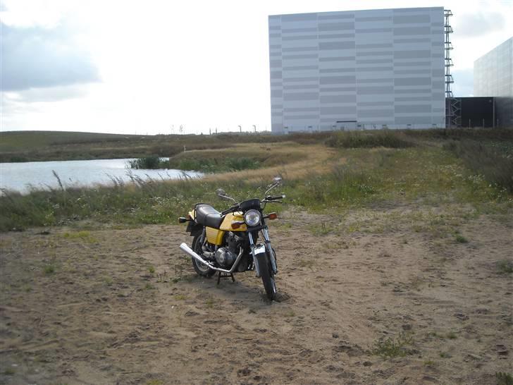 Suzuki GSX 400 billede 1