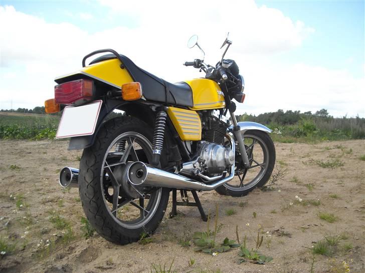 Suzuki GSX 400 billede 2