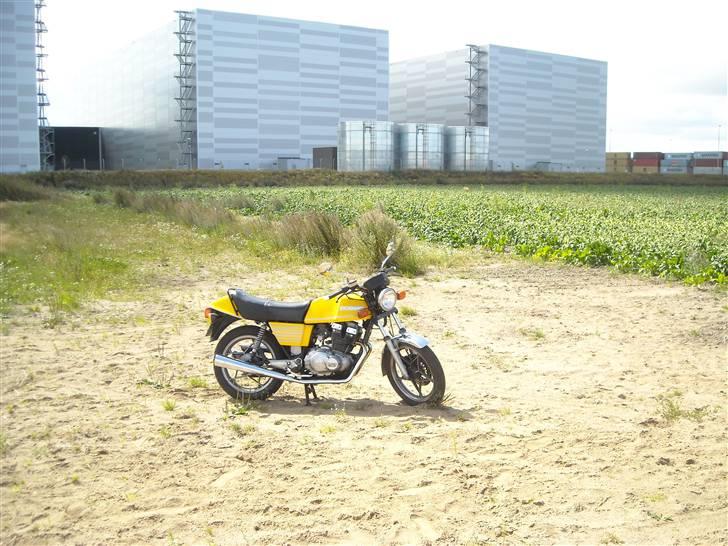 Suzuki GSX 400 billede 5