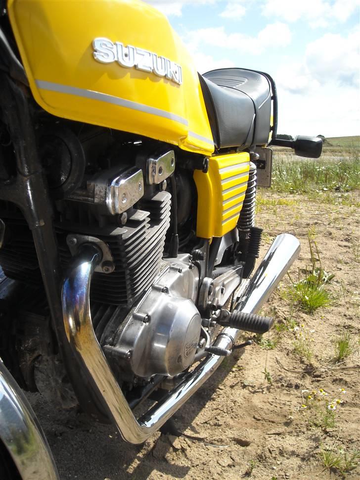 Suzuki GSX 400 billede 6