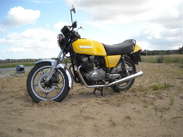 Suzuki GSX 400 billede 13