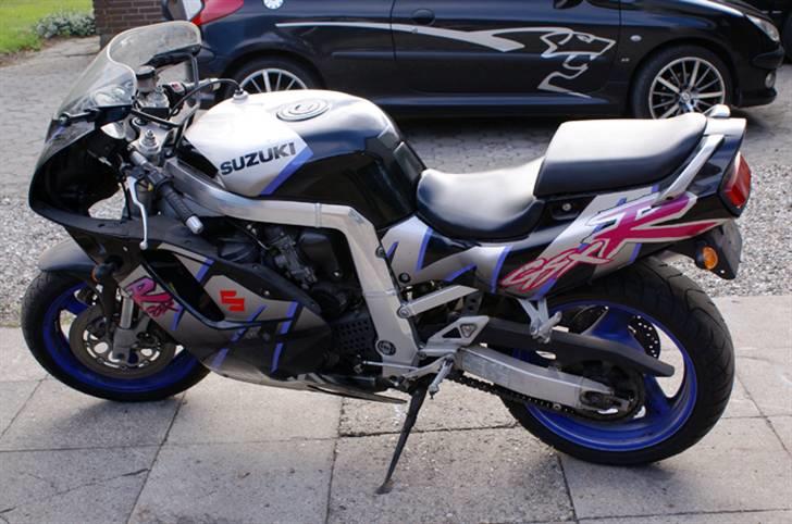 Suzuki GSX750R *solgt* billede 3
