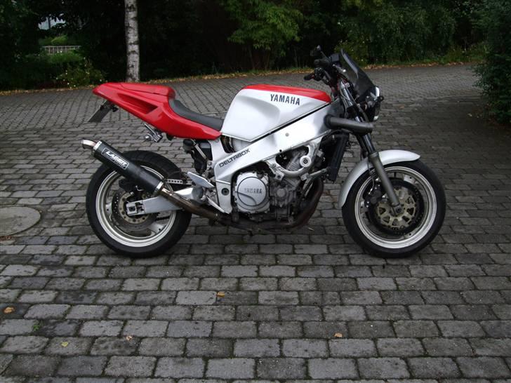 Yamaha FZR 1000 EXUP billede 8