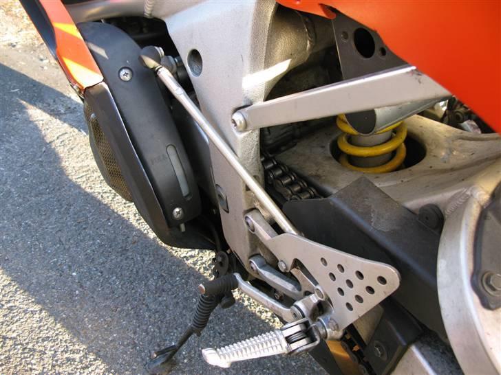 Yamaha YZF R6 bane ged (SOLGT) - Omvent gearskift billede 11