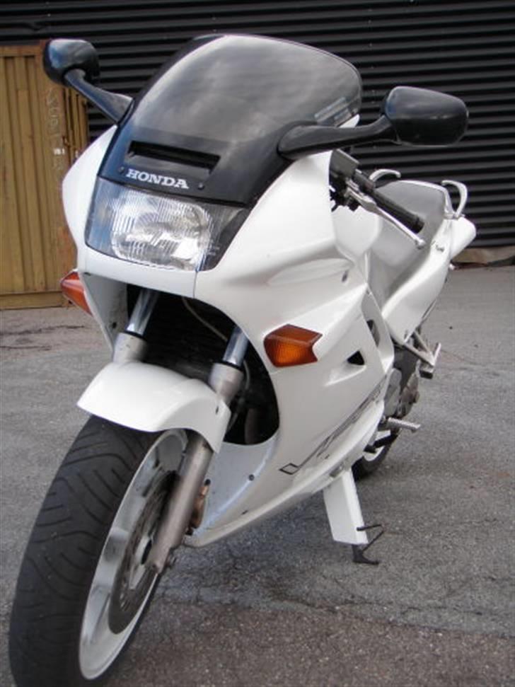 Honda VFR750 F billede 1