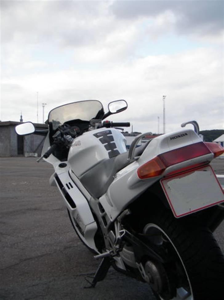 Honda VFR750 F billede 5