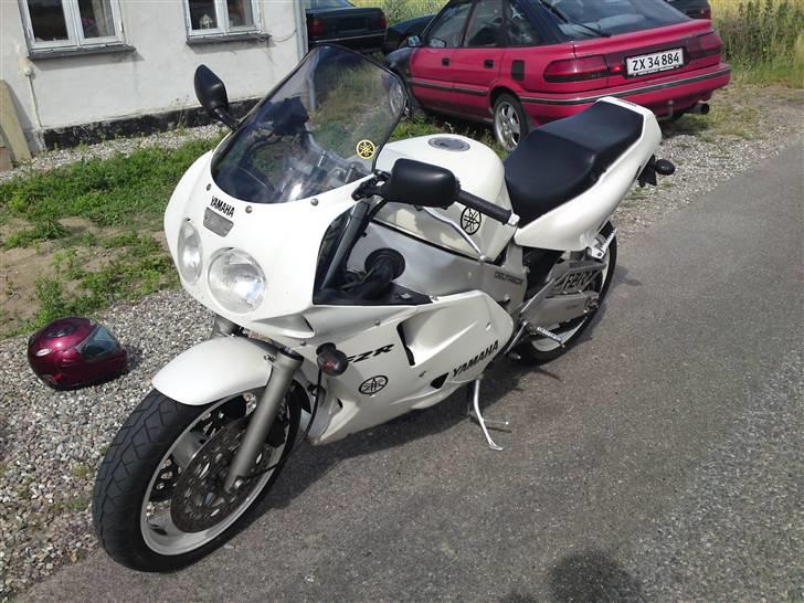 Yamaha FZR 1000 Exup TILSALG billede 3