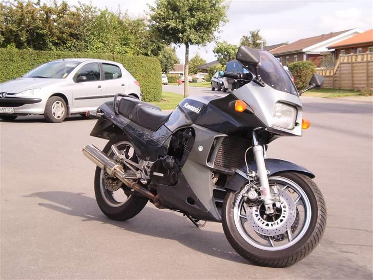Kawasaki gpz900r (solgt) billede 1
