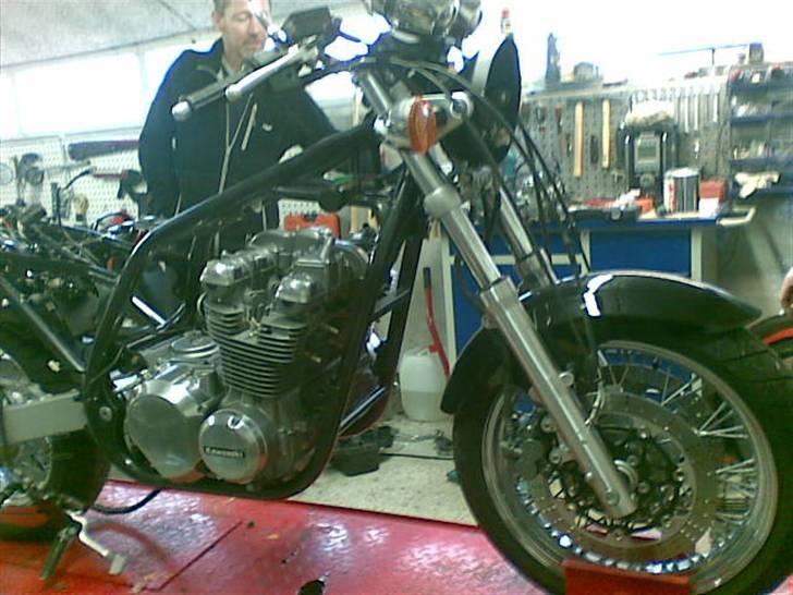 Kawasaki Zephyr 750 - Under samling billede 6