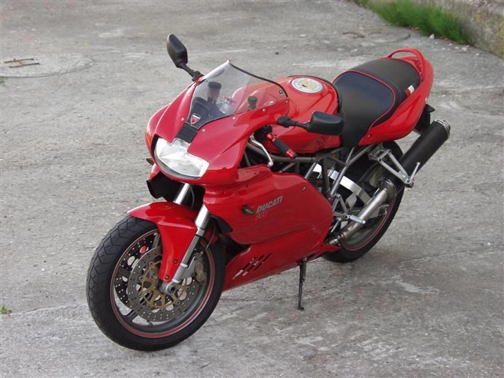 Ducati 900 SS i.e Desmodue Billeder af mcer Uploaded af Duce