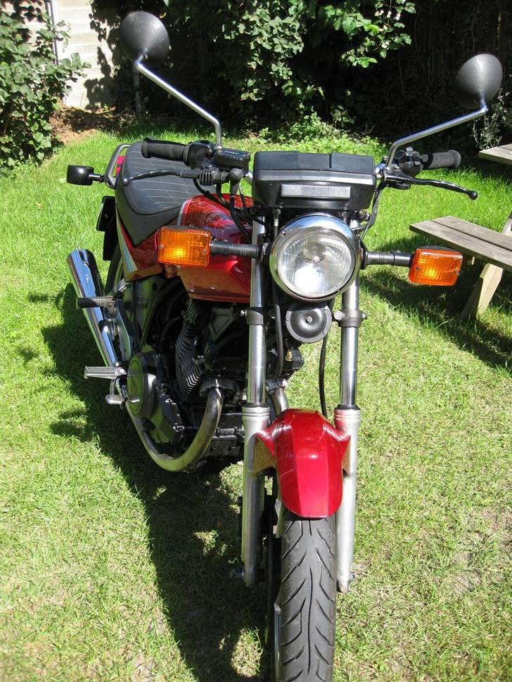 Yamaha XS 400 DOHC ** SOLGT ** billede 2