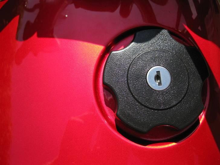 Yamaha XS 400 DOHC ** SOLGT ** - Nylakeret tank og ny prop med lås. billede 8