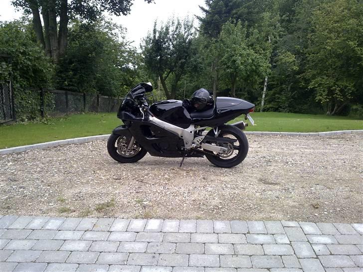 Suzuki Gsxr 600 billede 10