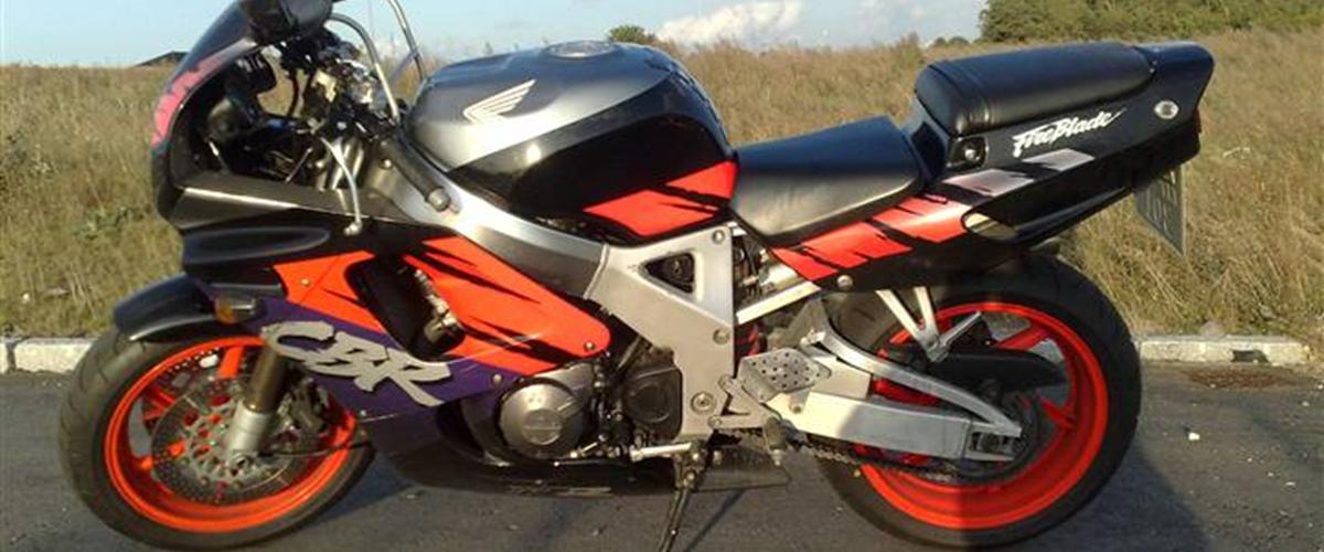 Honda cbr 900 RR - 1993 - det en dejlig cykel, der blir...