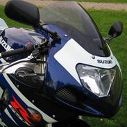 Suzuki gsxr 750