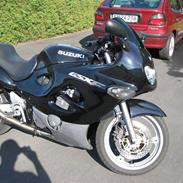 Suzuki GSX 750 F