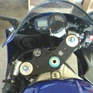 Yamaha R1 Solgt