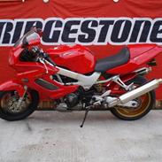 Honda VTR 1000F