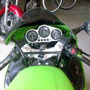 Kawasaki Ninja zx9r