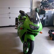 Kawasaki Ninja zx9r