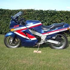 Kawasaki zx 10