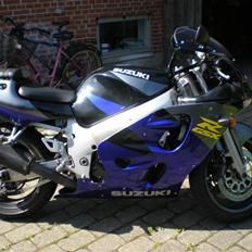 Suzuki GSXR 600