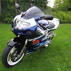 Suzuki gsxr 750