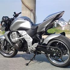 Kawasaki z750 ABS TILSALG