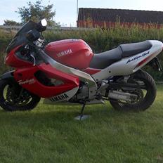 Yamaha 1000 r thunderace