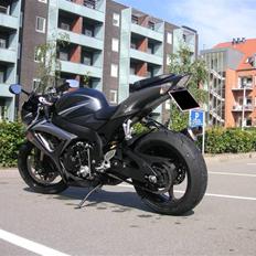 Suzuki GSXR 750