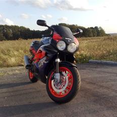 Honda cbr 900 RR
