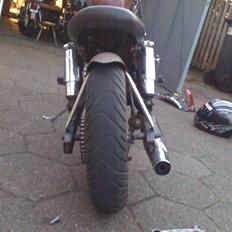 Regal Raptor 125 custom chopper